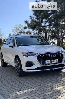 Внедорожник / Кроссовер Audi Q3 2019 в Одессе