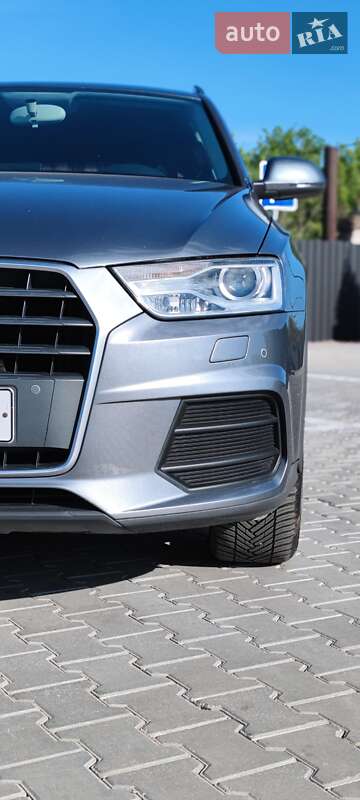 Внедорожник / Кроссовер Audi Q3 2015 в Одессе