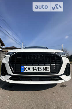 Внедорожник / Кроссовер Audi Q3 2023 в Киеве