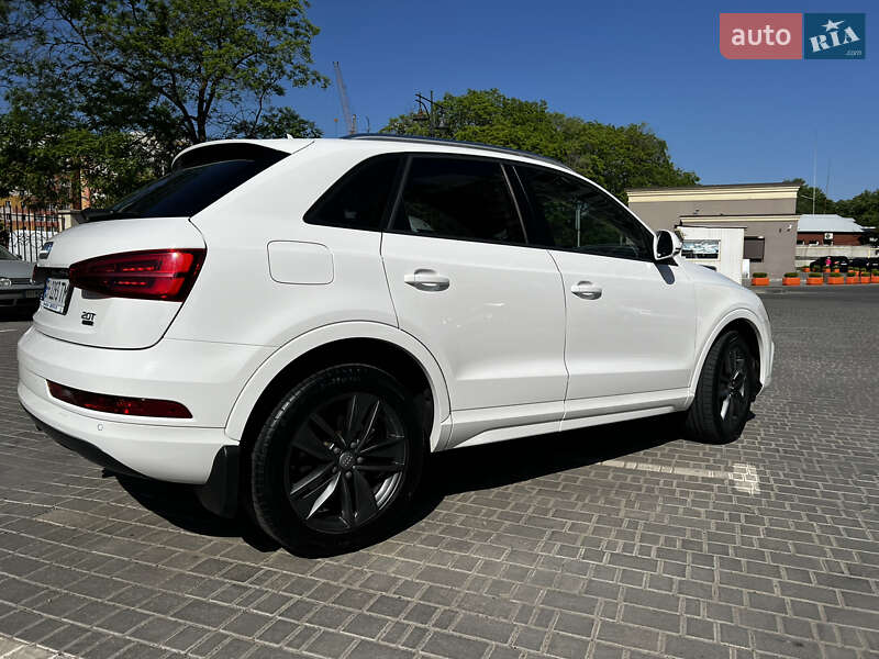 Внедорожник / Кроссовер Audi Q3 2016 в Одессе