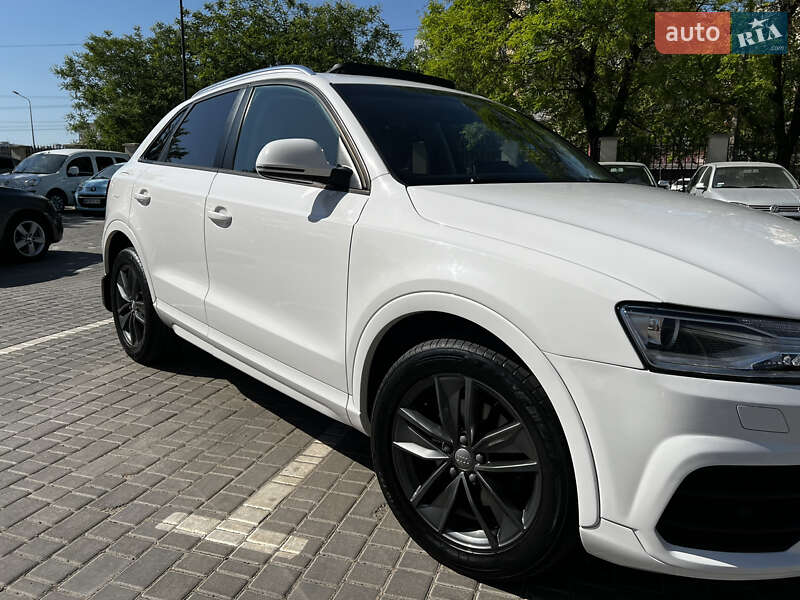 Внедорожник / Кроссовер Audi Q3 2016 в Одессе