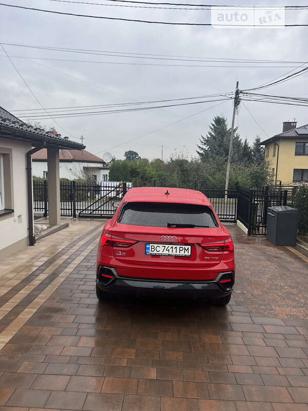 Позашляховик / Кросовер Audi Q3 2020 в Львові