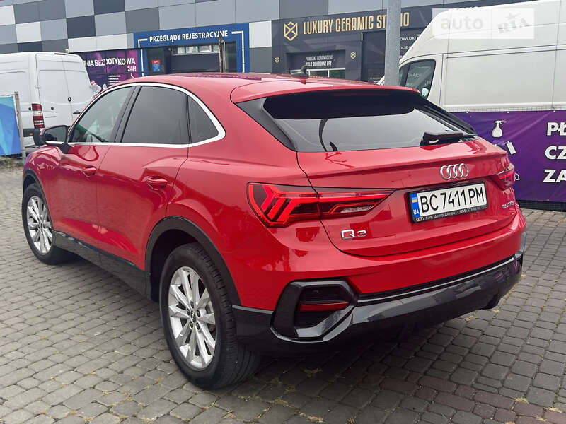 Позашляховик / Кросовер Audi Q3 2020 в Львові