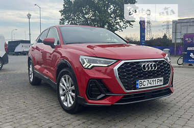 Внедорожник / Кроссовер Audi Q3 2020 в 