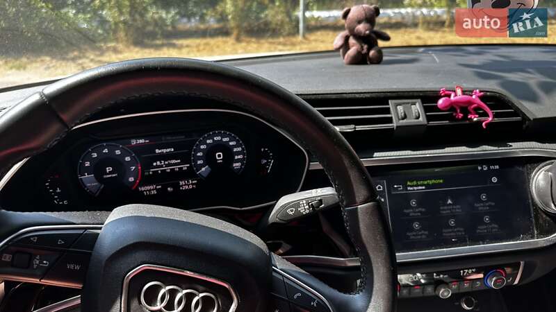 Внедорожник / Кроссовер Audi Q3 2019 в Житомире