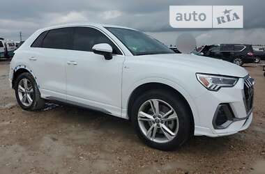 Позашляховик / Кросовер Audi Q3 2020 в Ужгороді