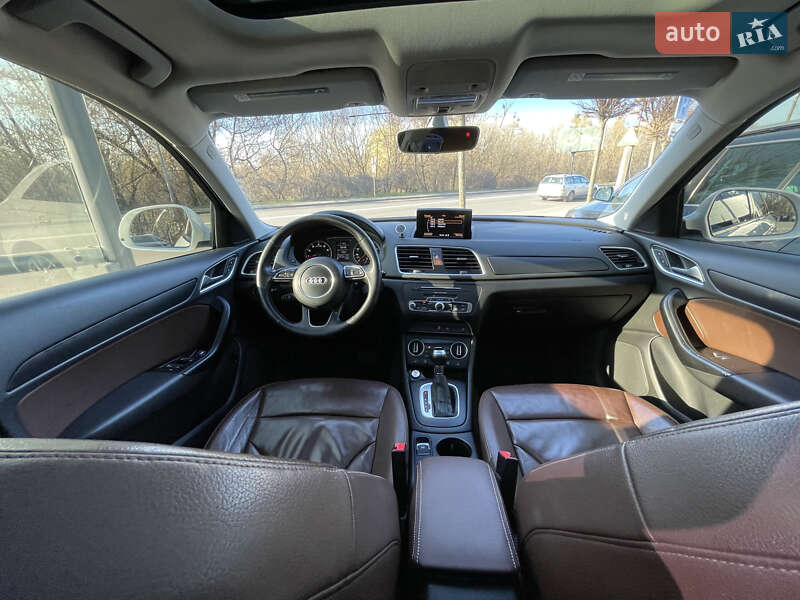 Внедорожник / Кроссовер Audi Q3 2015 в Луцке