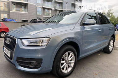 Внедорожник / Кроссовер Audi Q3 2013 в Киеве