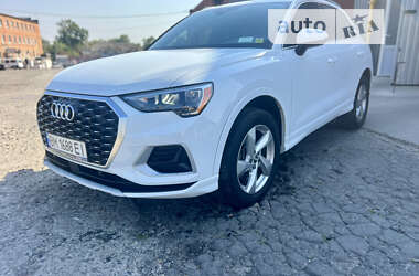 Внедорожник / Кроссовер Audi Q3 2019 в Сумах