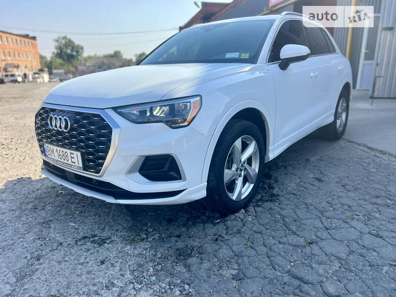 Позашляховик / Кросовер Audi Q3 2019 в Сумах