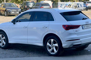 Позашляховик / Кросовер Audi Q3 2019 в Сумах