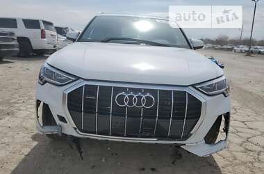 Внедорожник / Кроссовер Audi Q3 2022 в 