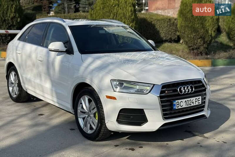 Внедорожник / Кроссовер Audi Q3 2015 в Ивано-Франковске