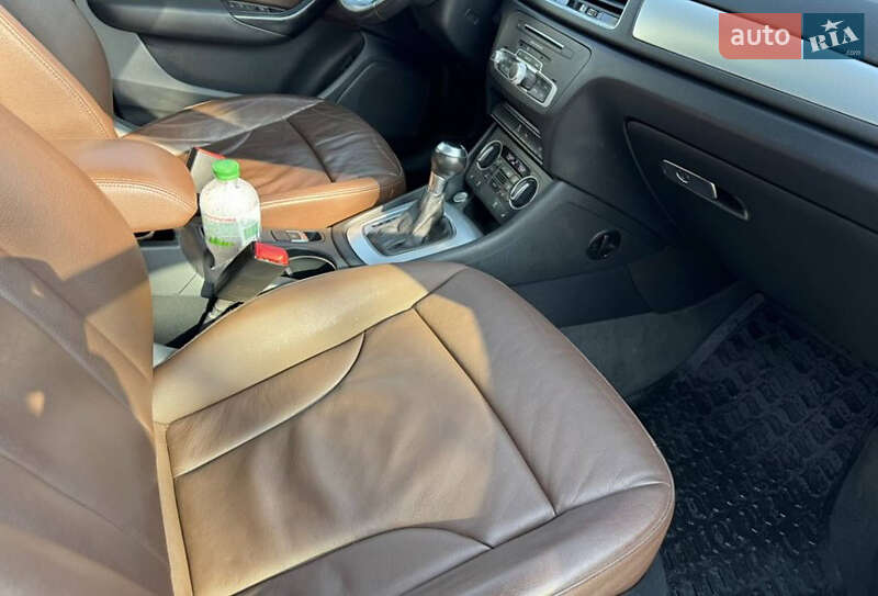 Внедорожник / Кроссовер Audi Q3 2015 в Ивано-Франковске