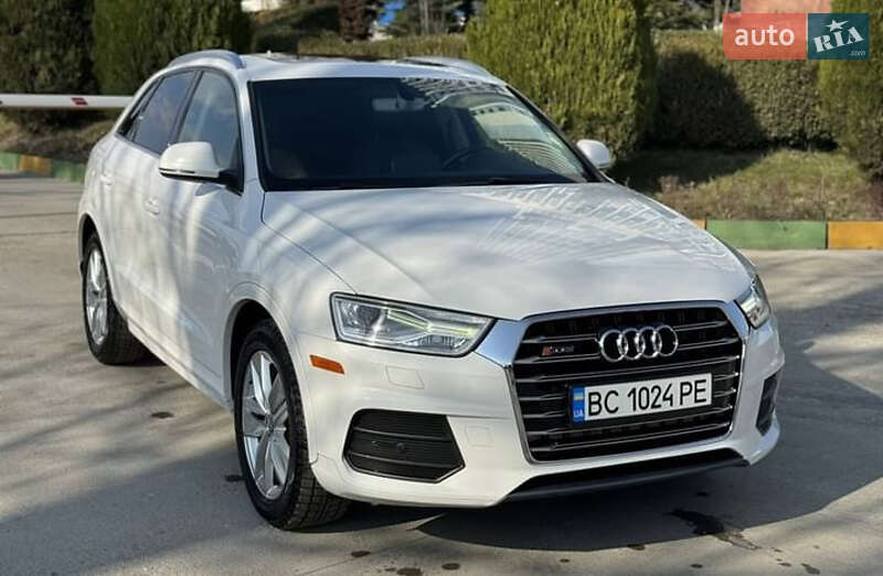 Внедорожник / Кроссовер Audi Q3 2015 в Ивано-Франковске