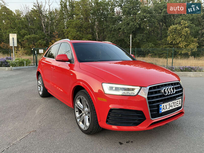 Позашляховик / Кросовер Audi Q3 2015 в Харкові