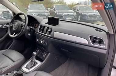 Внедорожник / Кроссовер Audi Q3 2017 в 