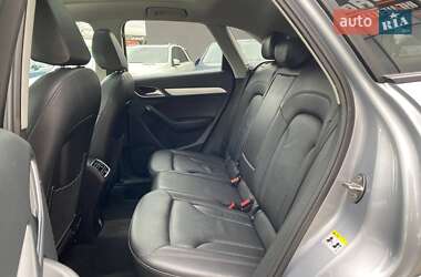 Внедорожник / Кроссовер Audi Q3 2017 в 