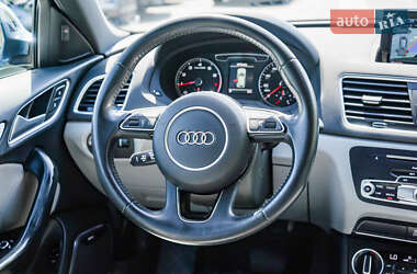 Внедорожник / Кроссовер Audi Q3 2018 в 