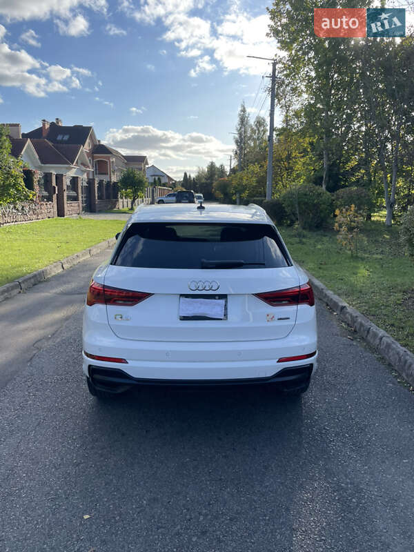 Внедорожник / Кроссовер Audi Q3 2021 в Ровно фото 12 Внедорожник / Кроссовер Audi Q3 2021 в Ровно