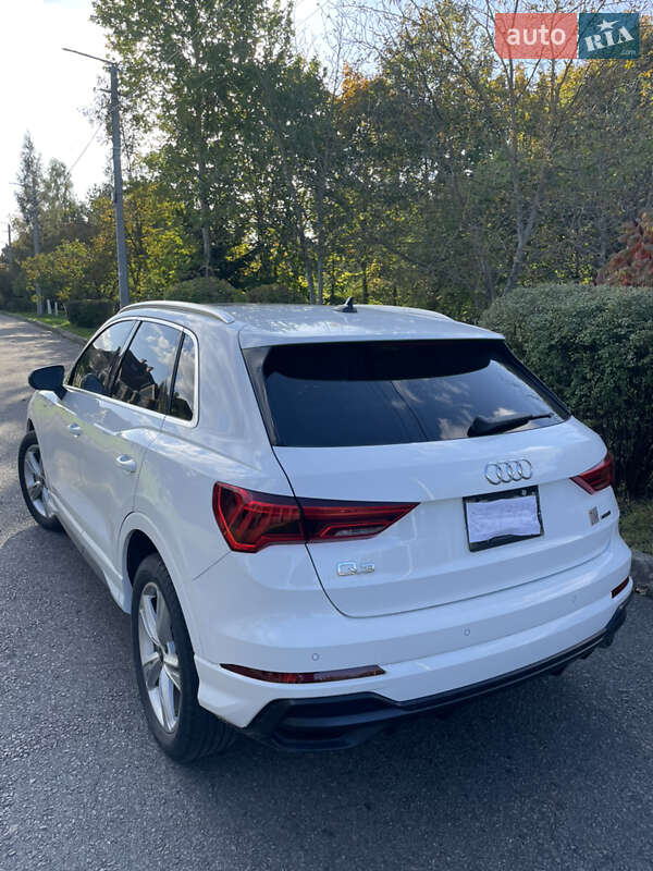 Внедорожник / Кроссовер Audi Q3 2021 в Ровно фото 13 Внедорожник / Кроссовер Audi Q3 2021 в Ровно
