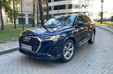 Позашляховик / Кросовер Audi Q3 2021 в Броварах