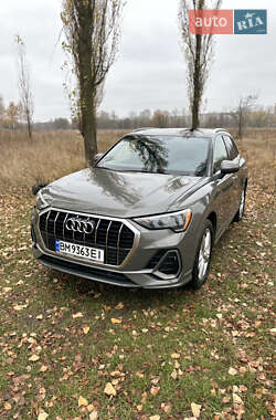 Позашляховик / Кросовер Audi Q3 2020 в Сумах