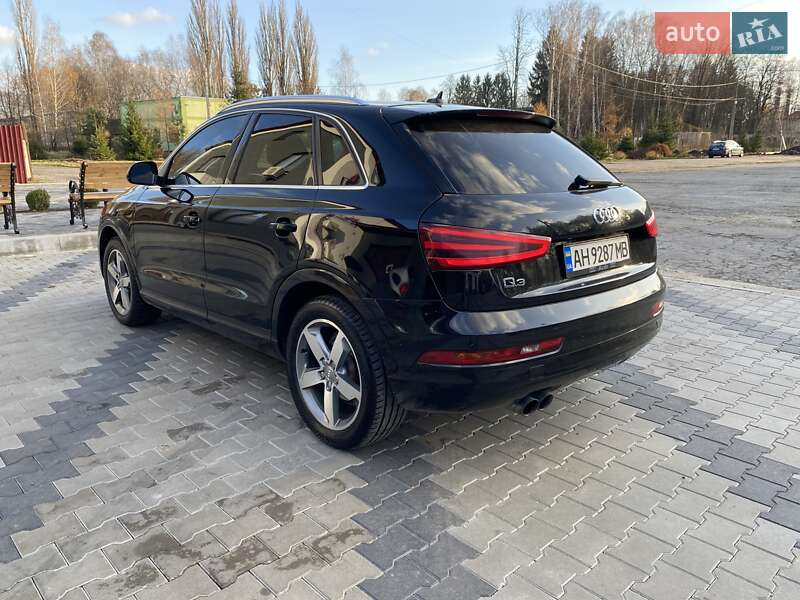 Внедорожник / Кроссовер Audi Q3 2014 в Житомире