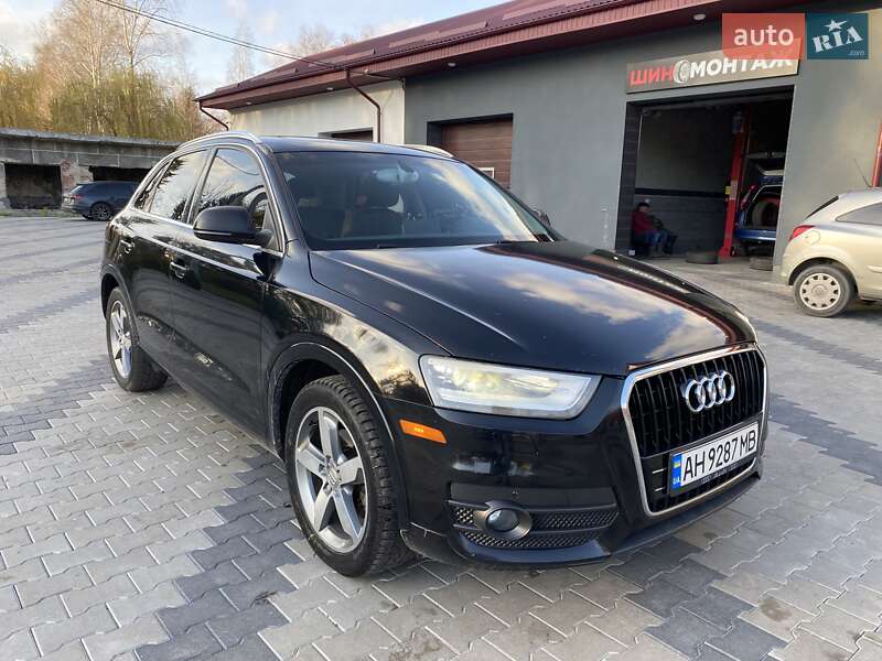 Внедорожник / Кроссовер Audi Q3 2014 в Житомире