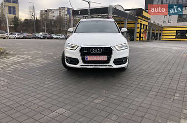 Внедорожник / Кроссовер Audi Q3 2015 в Львове