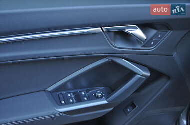 Внедорожник / Кроссовер Audi Q3 2020 в 