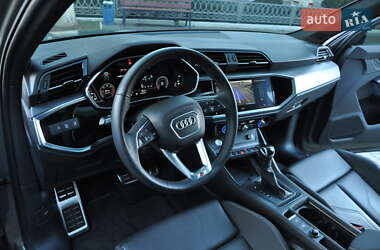Внедорожник / Кроссовер Audi Q3 2020 в 