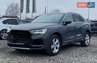 Позашляховик / Кросовер Audi Q3 2020 в Львові