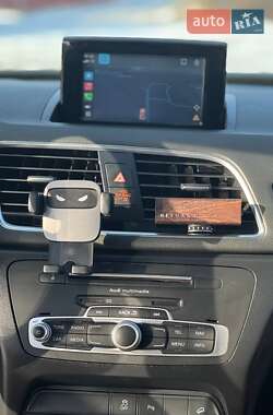 Внедорожник / Кроссовер Audi Q3 2015 в 