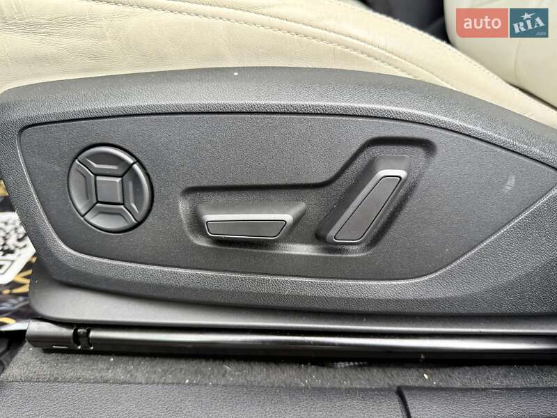 Позашляховик / Кросовер Audi Q3 2020 в Одесі