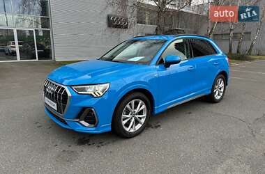 Позашляховик / Кросовер Audi Q3 2020 в Києві