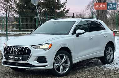 Позашляховик / Кросовер Audi Q3 2021 в Стрию