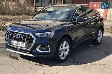 Внедорожник / Кроссовер Audi Q3 2019 в Львове