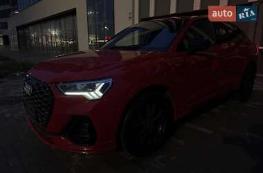 Позашляховик / Кросовер Audi Q3 2022 в Києві