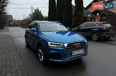 Позашляховик / Кросовер Audi Q3 2015 в 