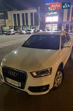 Внедорожник / Кроссовер Audi Q3 2012 в Харькове