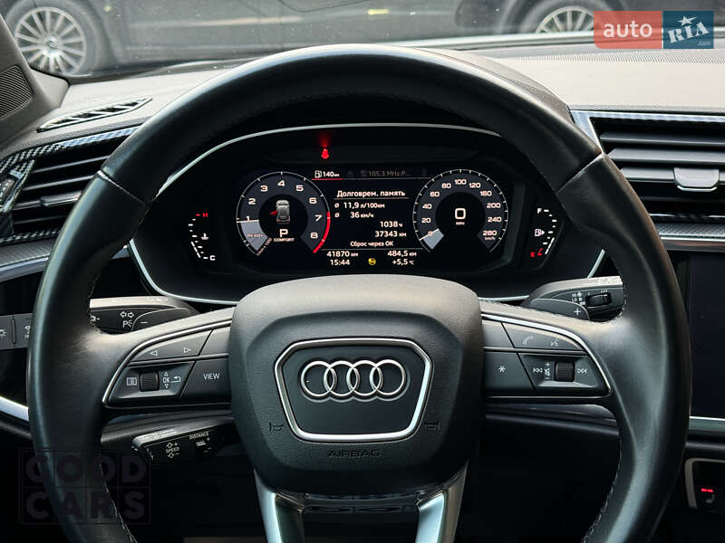 Позашляховик / Кросовер Audi Q3 2021 в Одесі