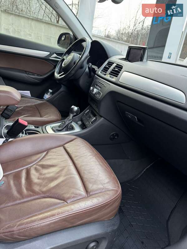 Внедорожник / Кроссовер Audi Q3 2015 в Киеве фото 14 Внедорожник / Кроссовер Audi Q3 2015 в Киеве