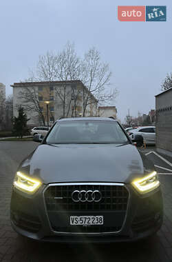 Внедорожник / Кроссовер Audi Q3 2012 в Луцке