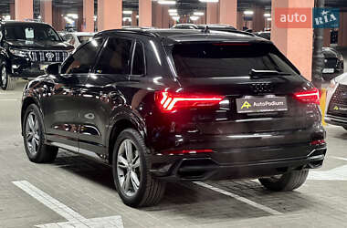 Внедорожник / Кроссовер Audi Q3 2019 в 