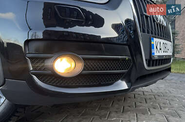 Внедорожник / Кроссовер Audi Q3 2012 в 