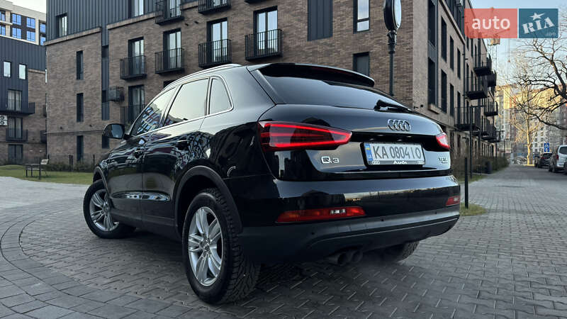 Внедорожник / Кроссовер Audi Q3 2012 в Ивано-Франковске