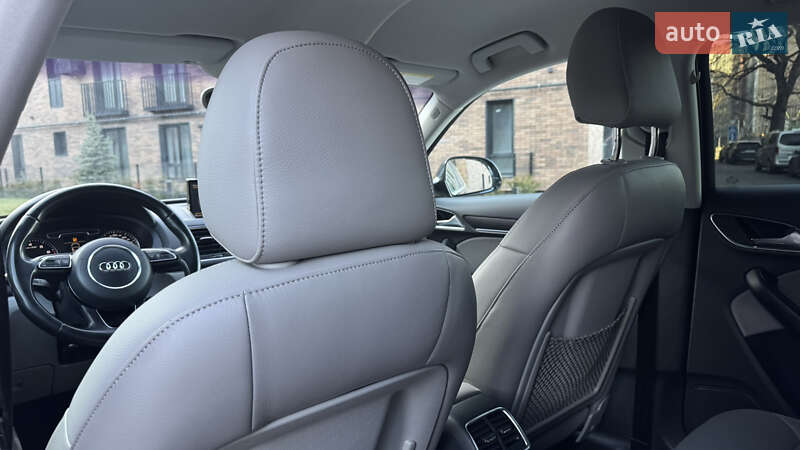 Внедорожник / Кроссовер Audi Q3 2012 в Ивано-Франковске