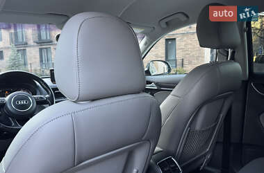 Внедорожник / Кроссовер Audi Q3 2012 в 