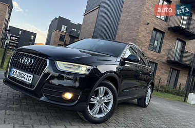 Внедорожник / Кроссовер Audi Q3 2012 в 